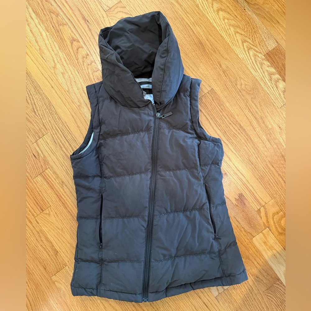 HORNY TOAD -Stunning puffer vest!! Brown/olive color
